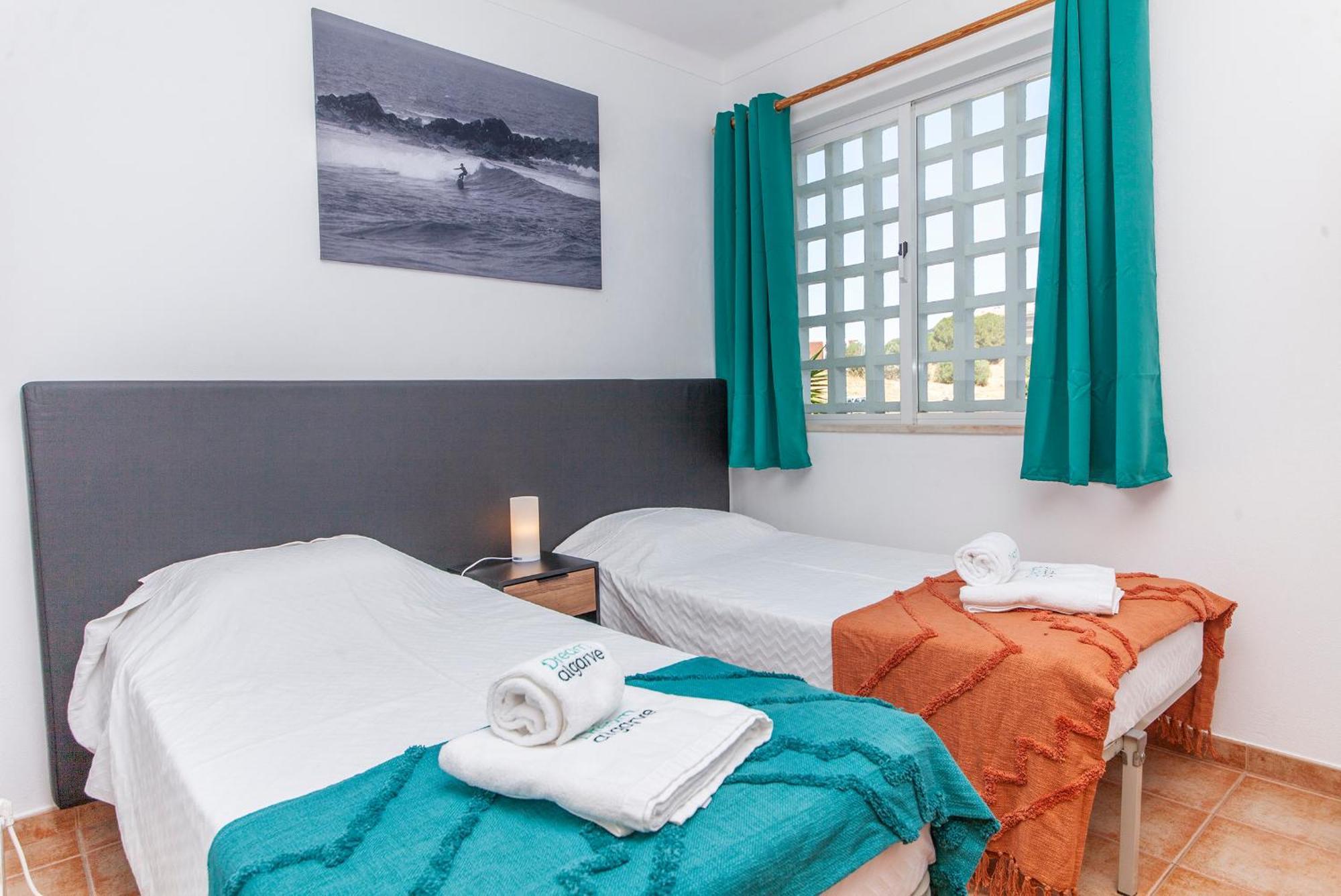 P - Meia-Praia Seaview Guesthouse ラゴス 部屋 写真