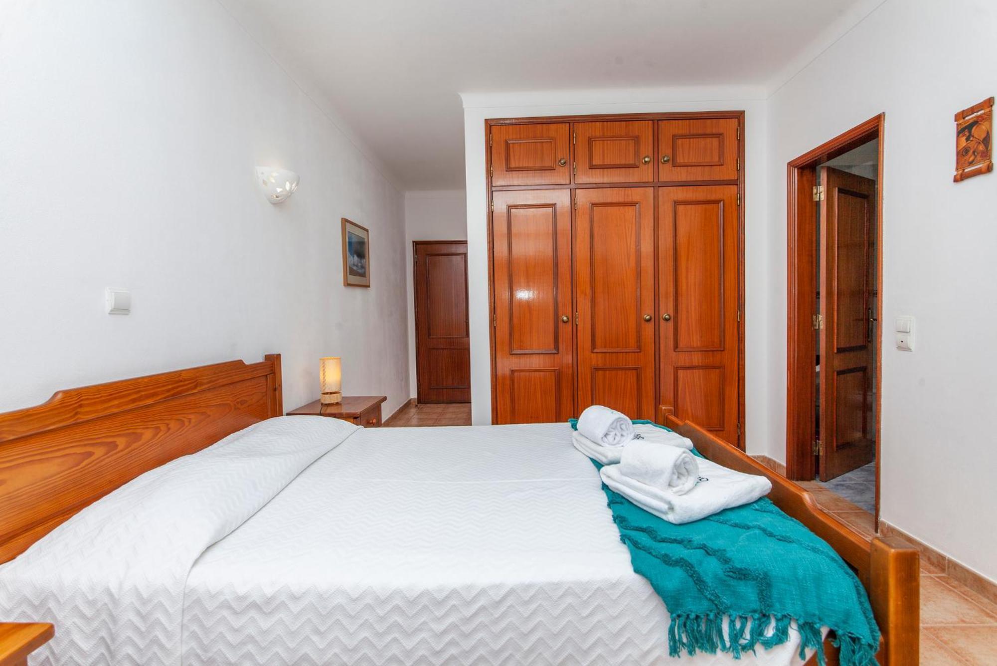 P - Meia-Praia Seaview Guesthouse ラゴス 部屋 写真