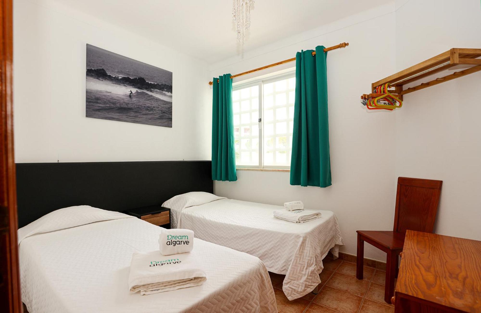 P - Meia-Praia Seaview Guesthouse ラゴス エクステリア 写真
