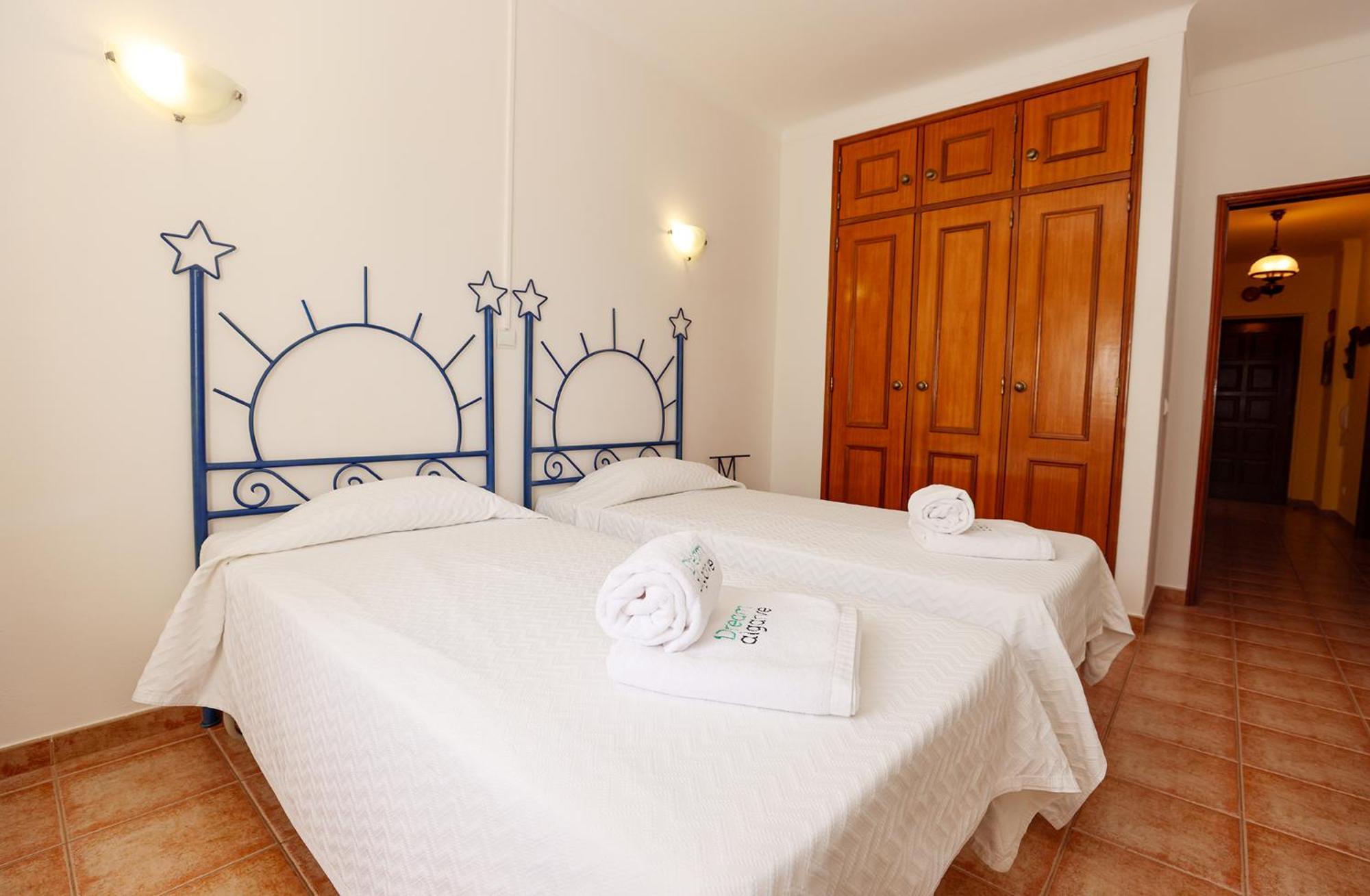 P - Meia-Praia Seaview Guesthouse ラゴス エクステリア 写真